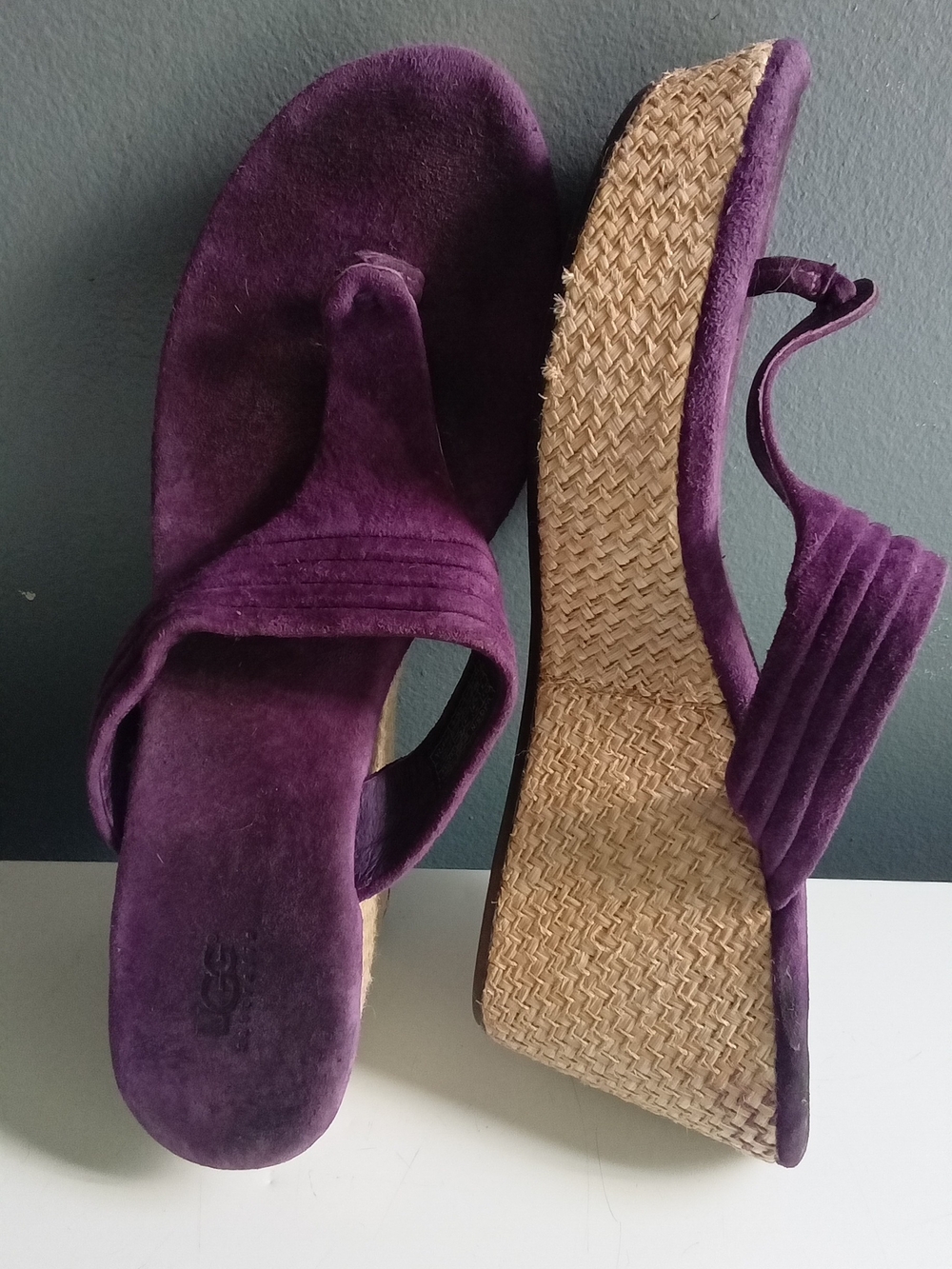 UGG Australia Purple Suede Wedge Sandals Raffia Platform Thong Slides Womens 9‎